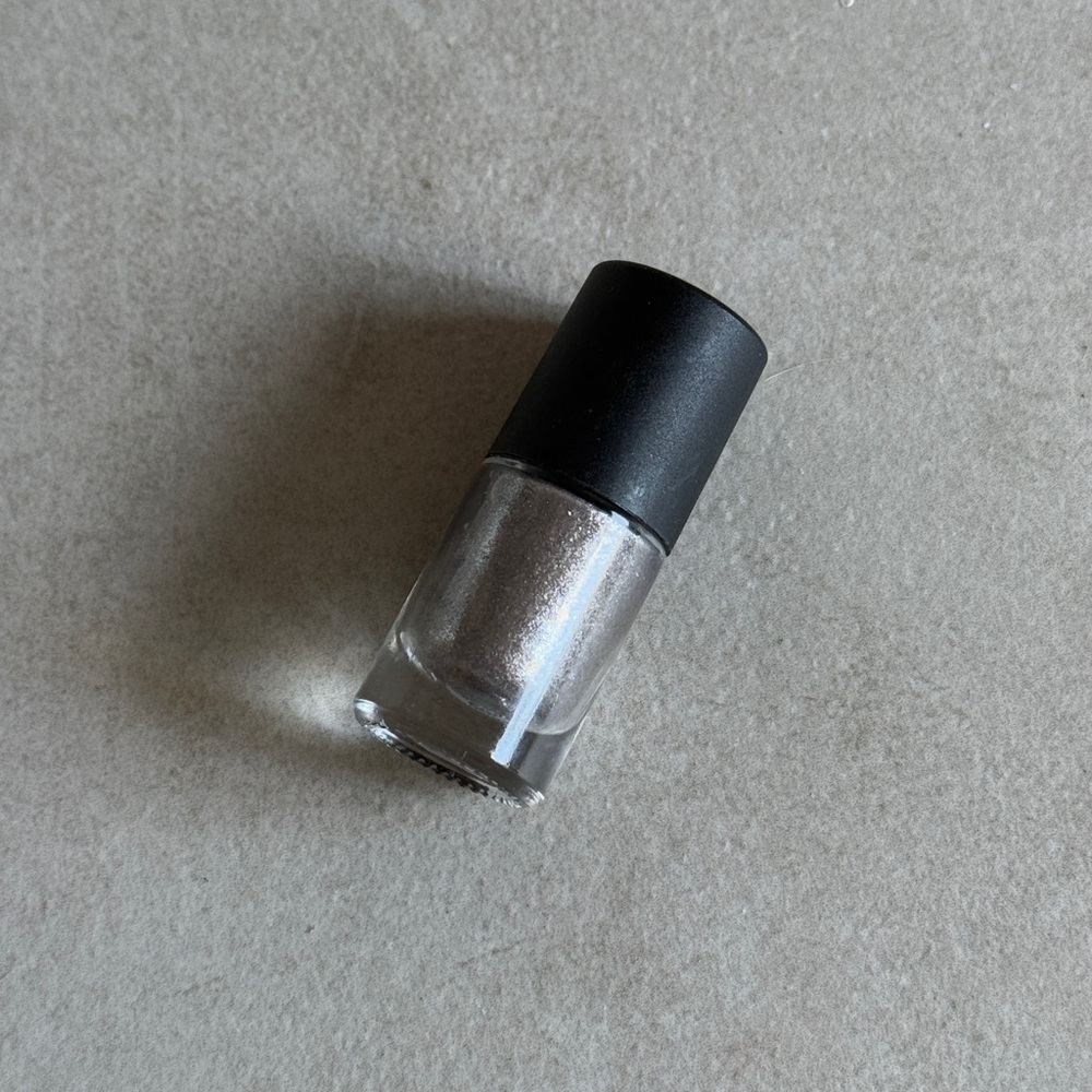 MAKE UP FOR EVER Starlit Liquid 05 Silver Sparkle Highlighter